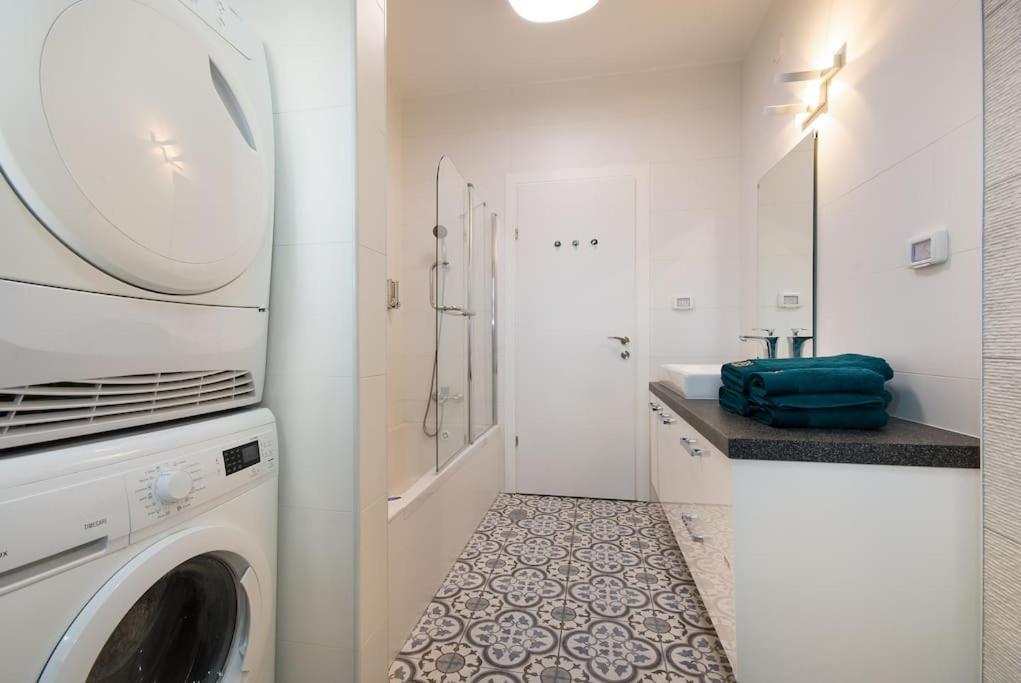 Maorissimo Boutique Apartment Acra Exterior foto